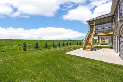3056 Ridgeview Circle Coralville IA 52241