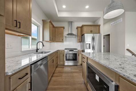 3056 Ridgeview Circle Coralville IA 52241
