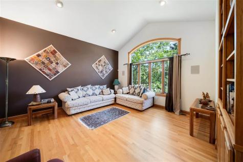 1802 Brown Deer Trail Coralville IA 52241
