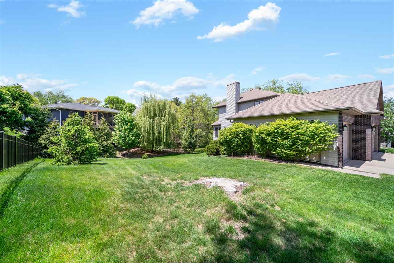 1802 Brown Deer Trail Coralville IA 52241