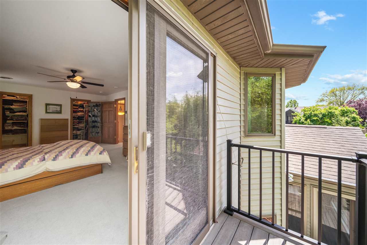 1802 Brown Deer Trail Coralville IA 52241