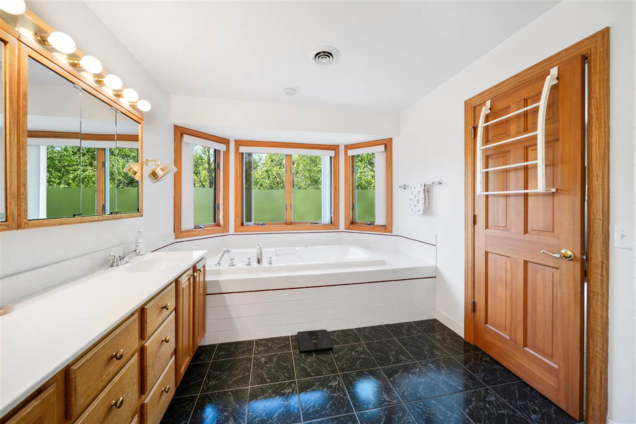 1802 Brown Deer Trail Coralville IA 52241