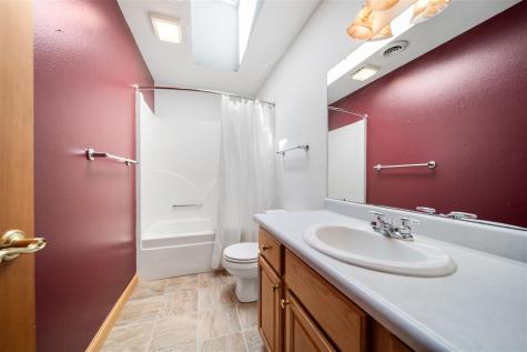 1802 Brown Deer Trail Coralville IA 52241