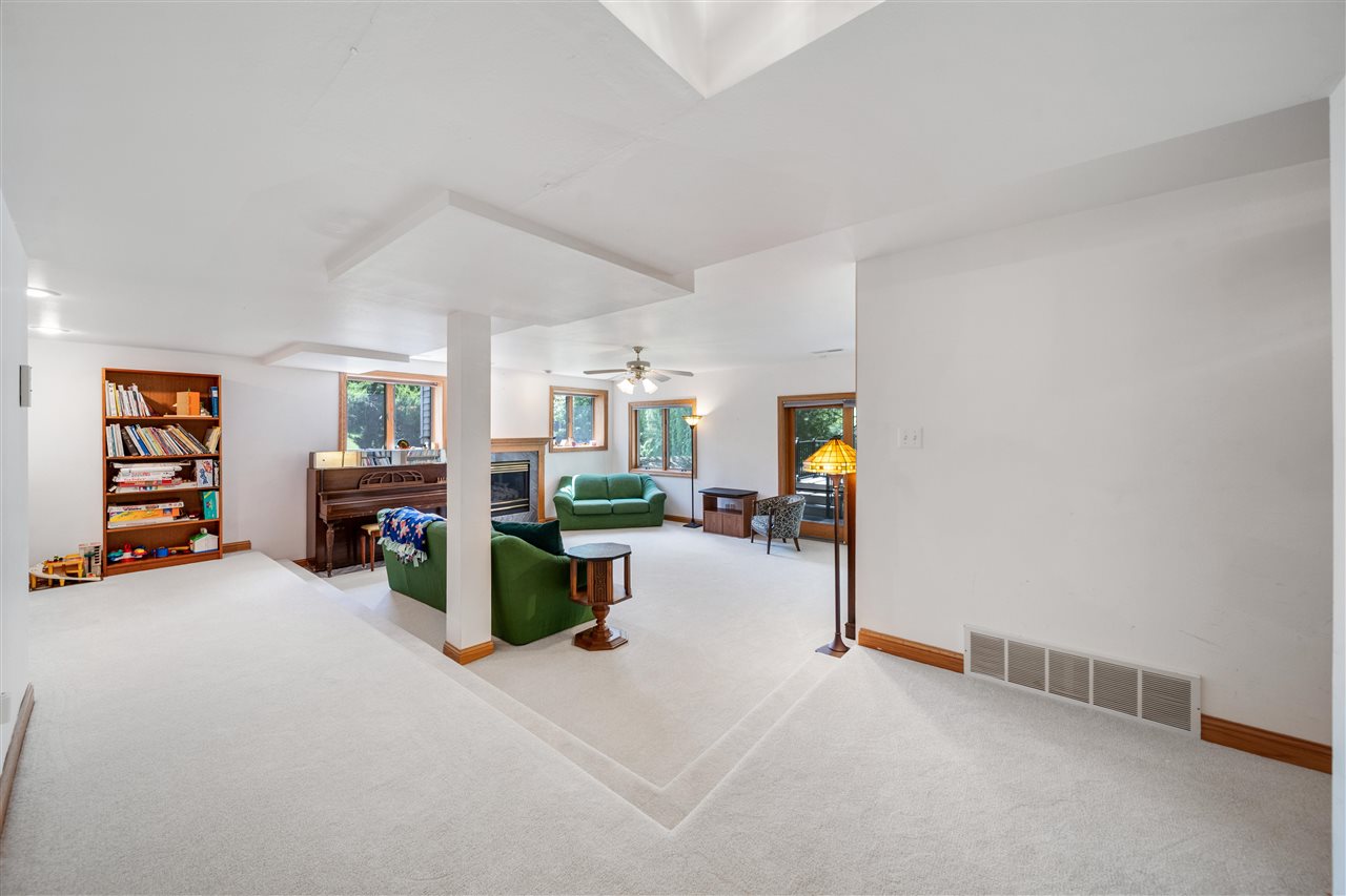 1802 Brown Deer Trail Coralville IA 52241