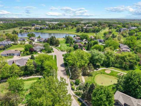 1802 Brown Deer Trail Coralville IA 52241