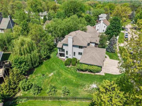 1802 Brown Deer Trail Coralville IA 52241