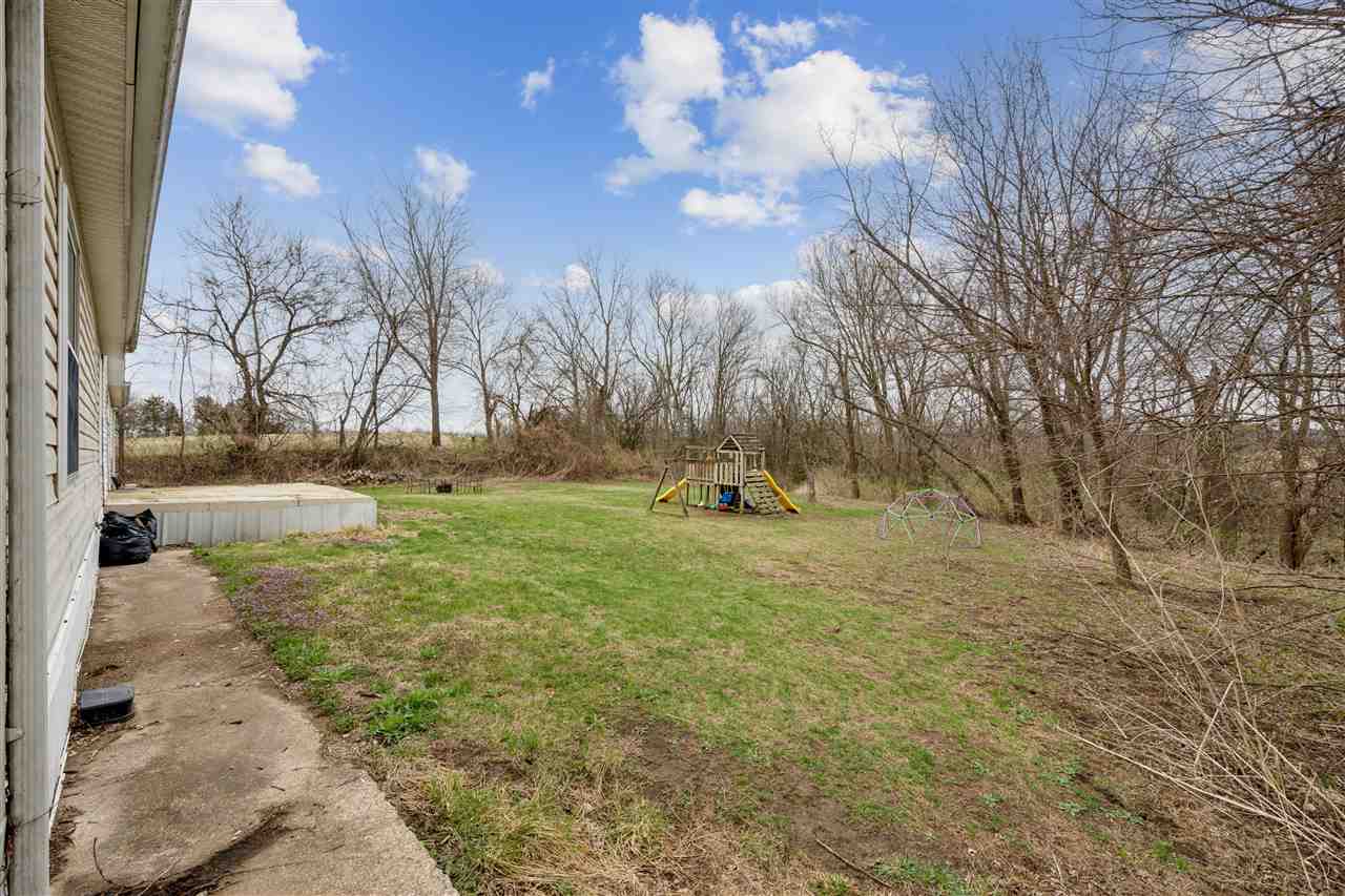 1668 180th Street Nichols IA 52766