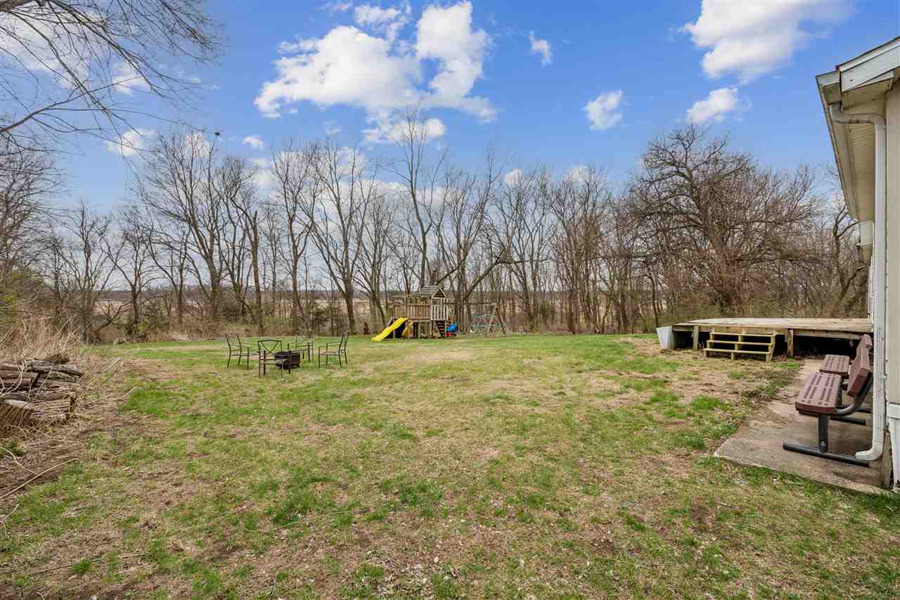 1668 180th Street Nichols IA 52766