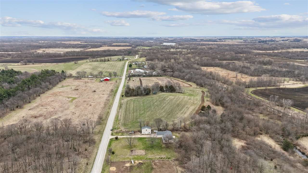 1668 180th Street Nichols IA 52766