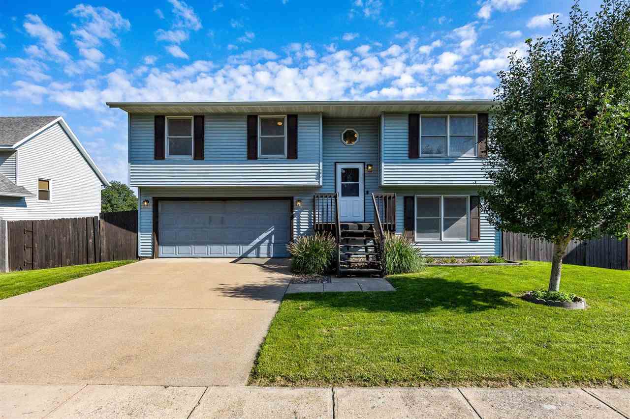 North Liberty IA, 30 Prairie Ridge Court