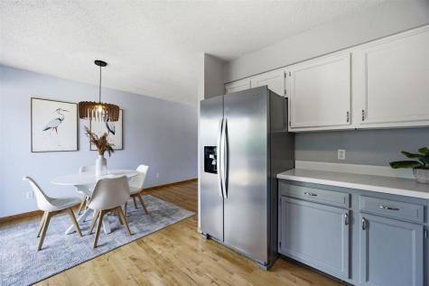 30 Prairie Ridge Court North Liberty IA 52317