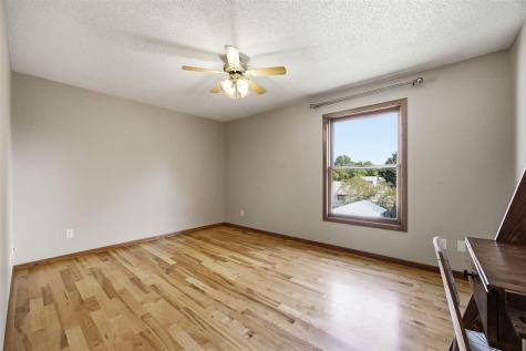 30 Prairie Ridge Court North Liberty IA 52317