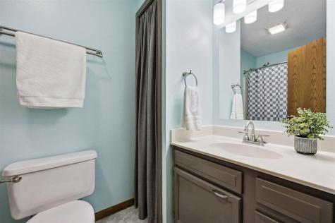 30 Prairie Ridge Court North Liberty IA 52317