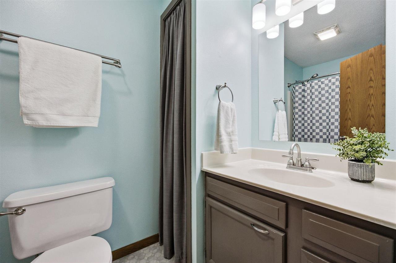 30 Prairie Ridge Court North Liberty IA 52317