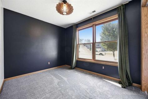 30 Prairie Ridge Court North Liberty IA 52317