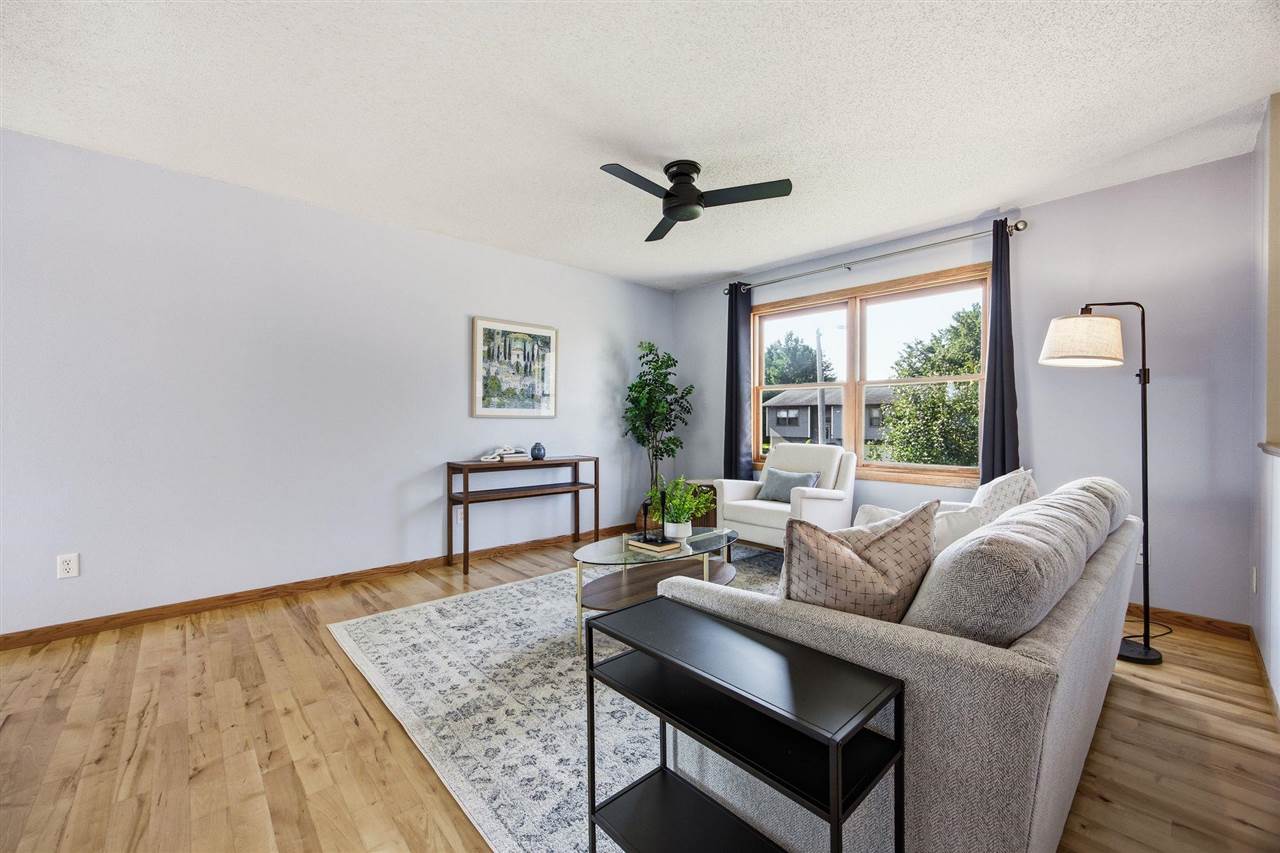 30 Prairie Ridge Court North Liberty IA 52317