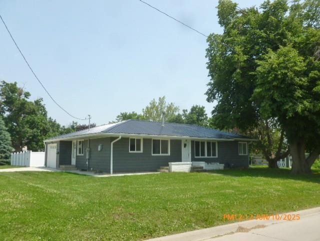 201 E Ross Street Toledo IA 52342