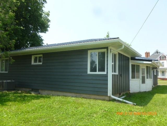 201 E Ross Street Toledo IA 52342
