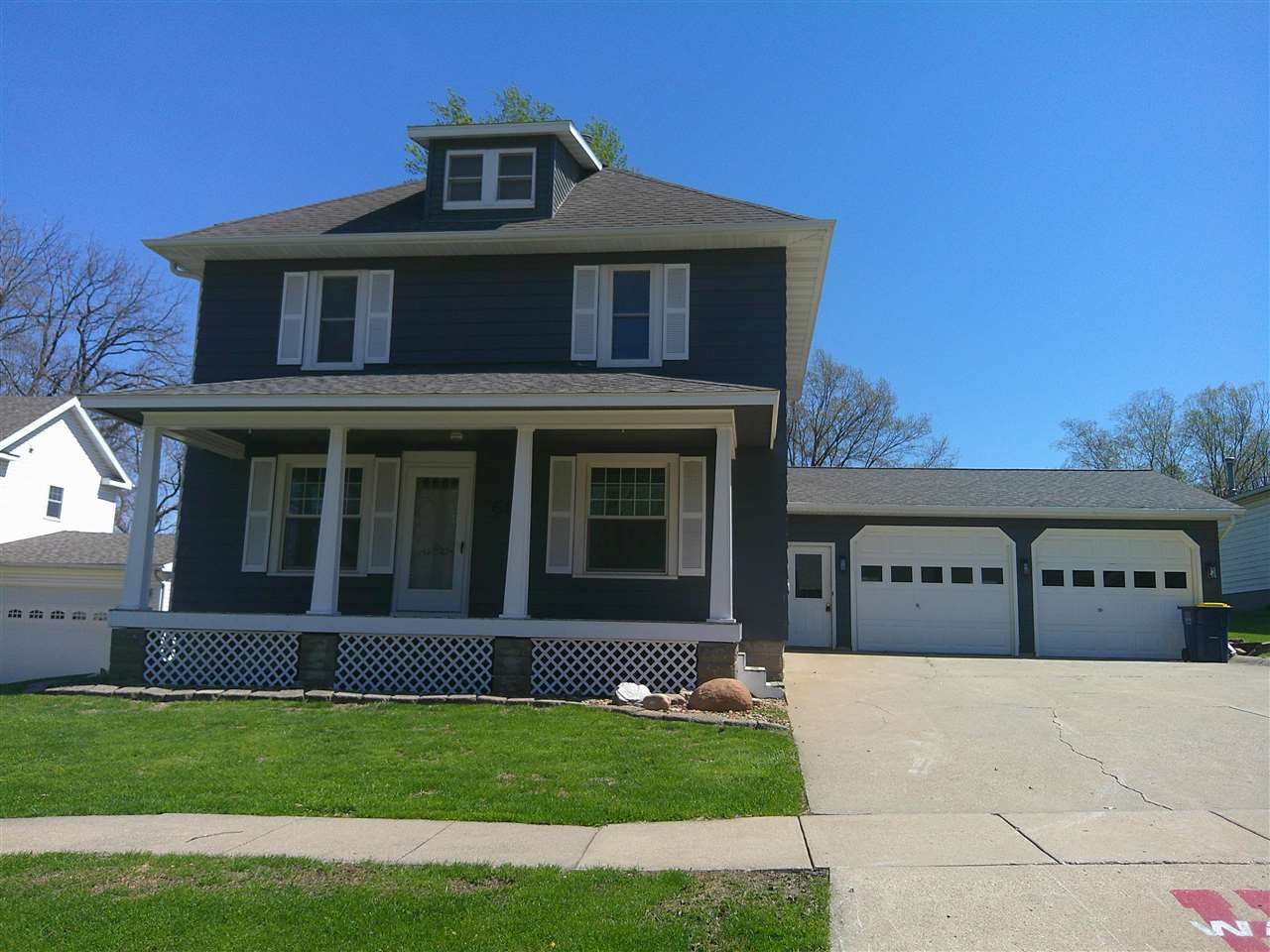 618 Washington Street Victor IA 52347