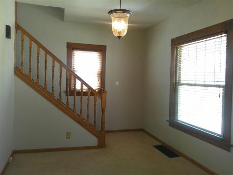 618 Washington Street Victor IA 52347
