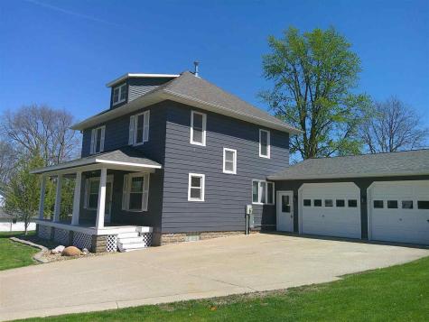 618 Washington Street Victor IA 52347