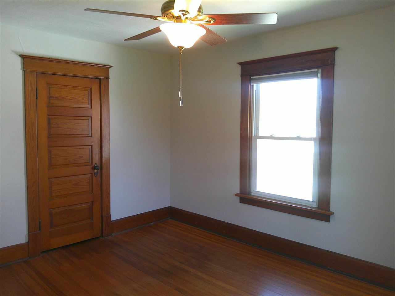 618 Washington Street Victor IA 52347