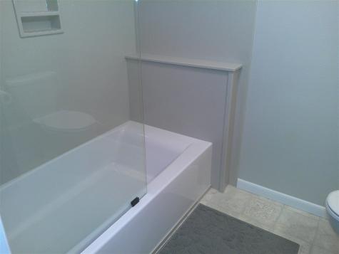 618 Washington Street Victor IA 52347