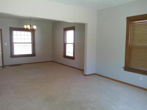 618 Washington Street Victor IA 52347
