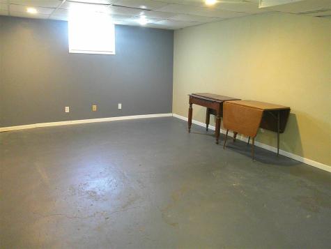 618 Washington Street Victor IA 52347