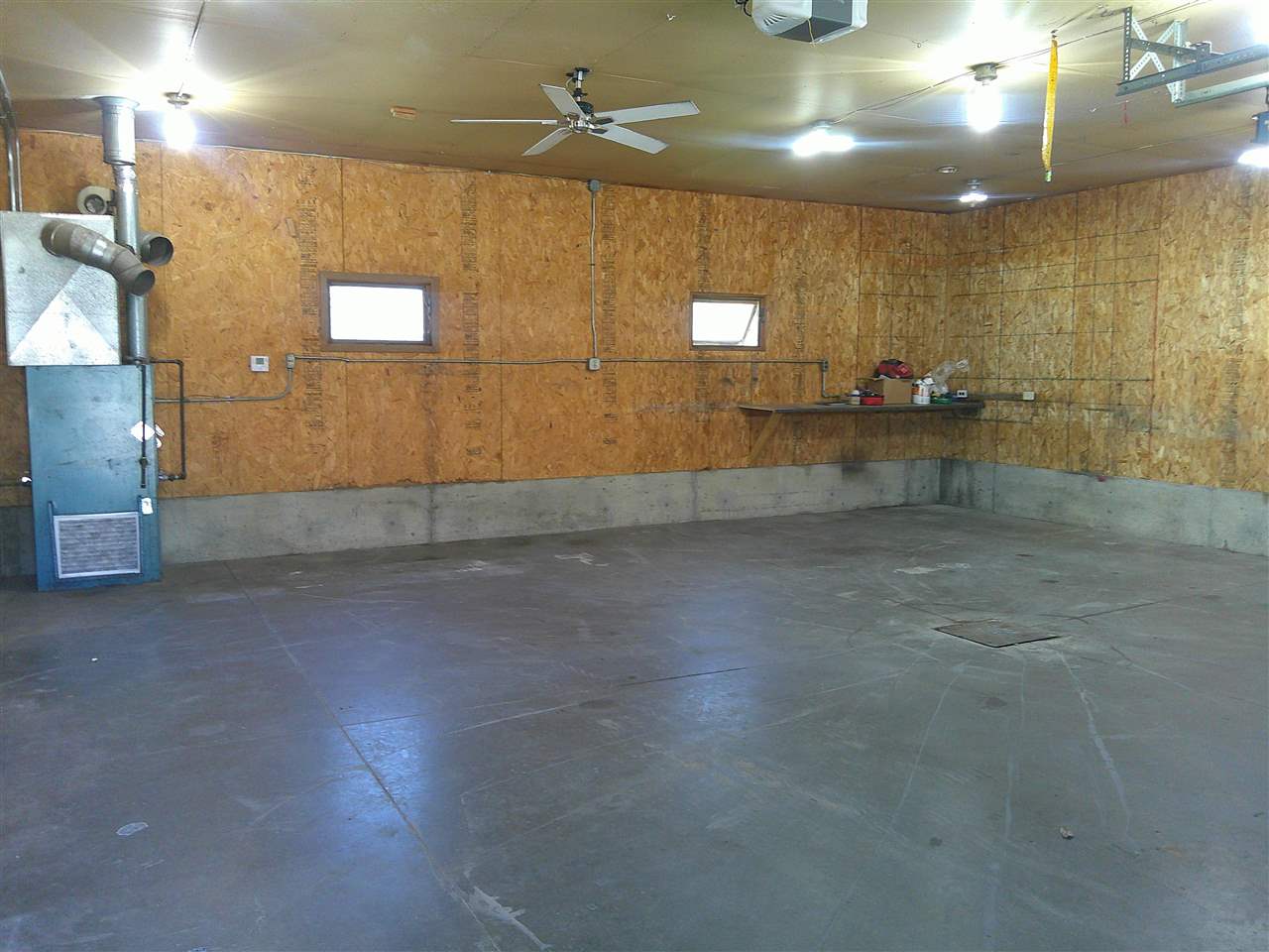 618 Washington Street Victor IA 52347