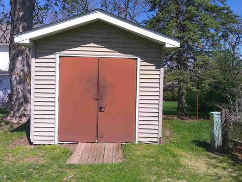 618 Washington Street Victor IA 52347