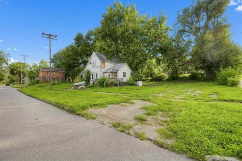 301 Jackson Street IA 50833