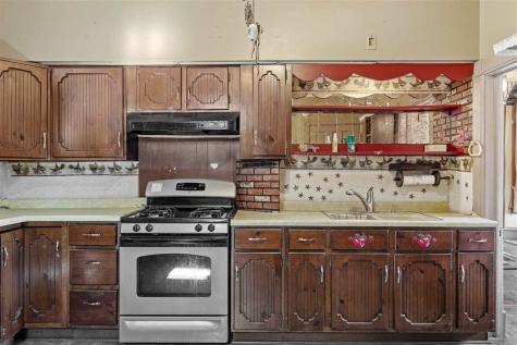 910 Meridian Street Tipton IA 52772