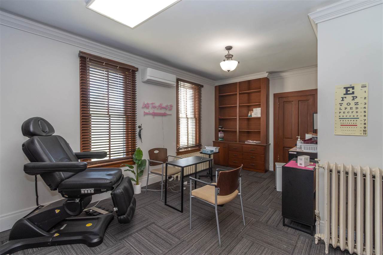 515 W 5th Street Washington IA 52353