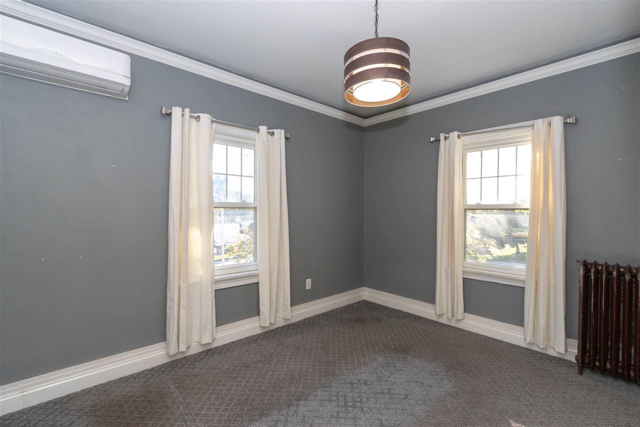 515 W 5th Street Washington IA 52353