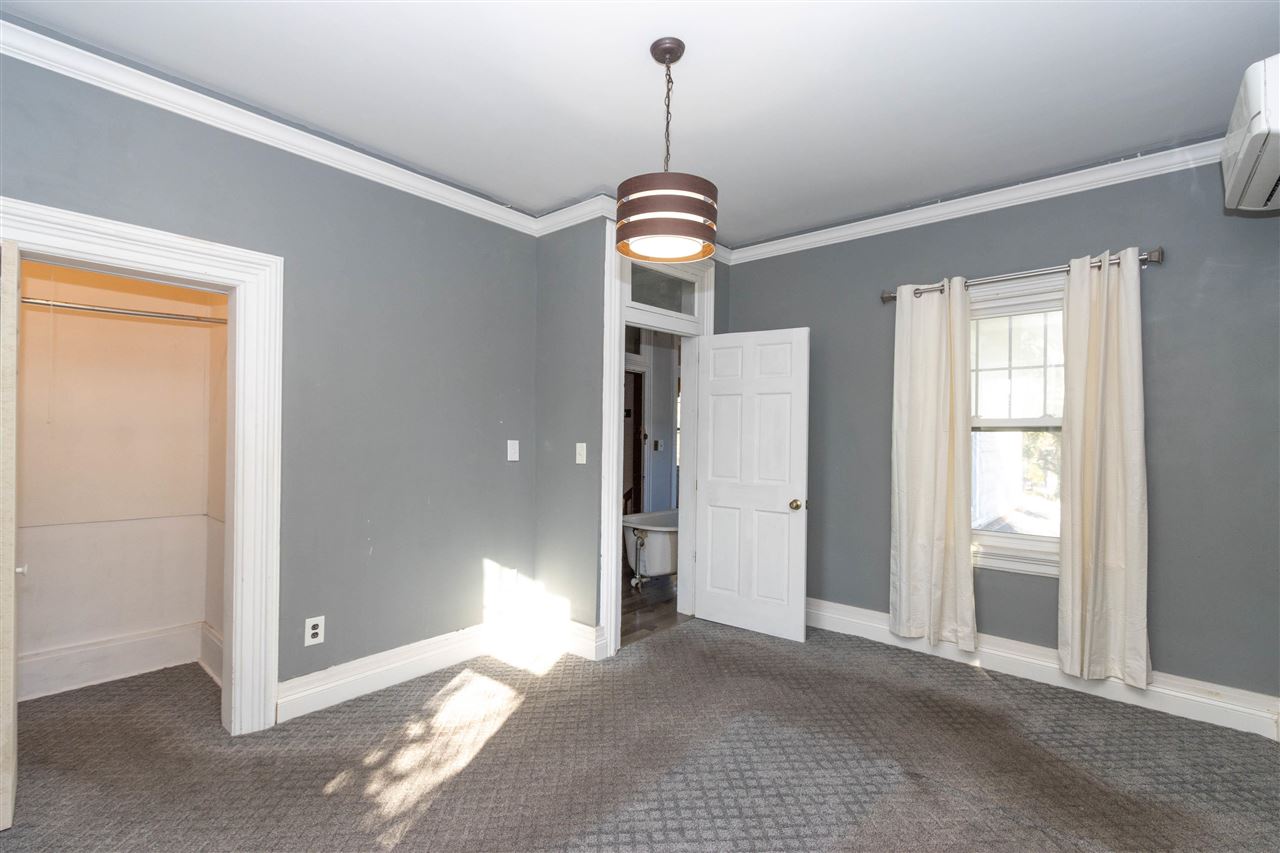 515 W 5th Street Washington IA 52353