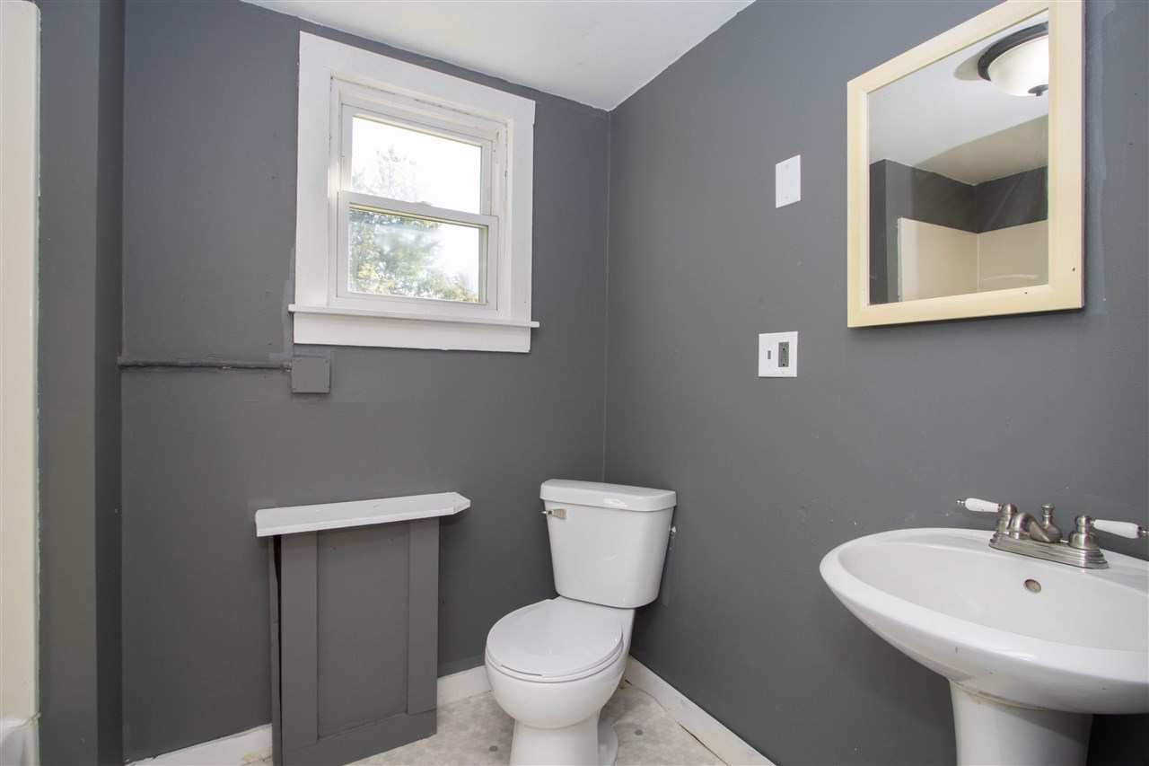 515 W 5th Street Washington IA 52353