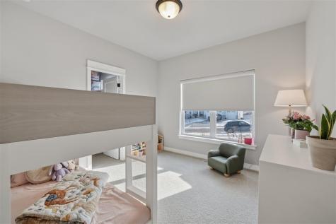 1310 E Gable Way Tiffin IA 52340