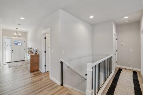 1310 E Gable Way Tiffin IA 52340