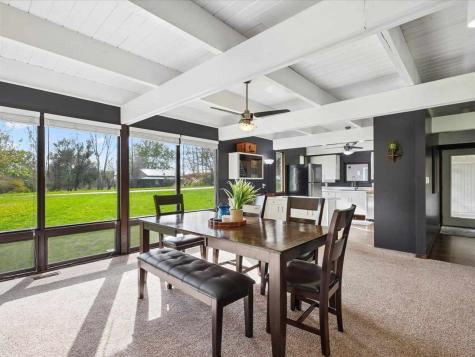 1980 Valley View Drive NE North Liberty IA 52317
