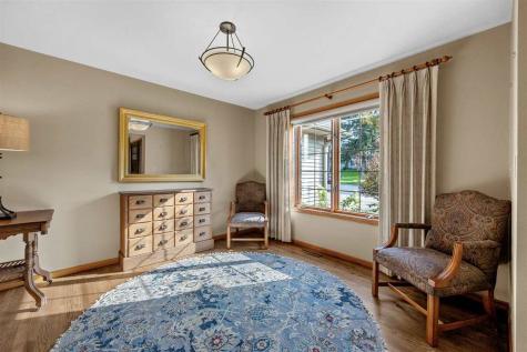 741 Arlington Drive Iowa City IA 52245