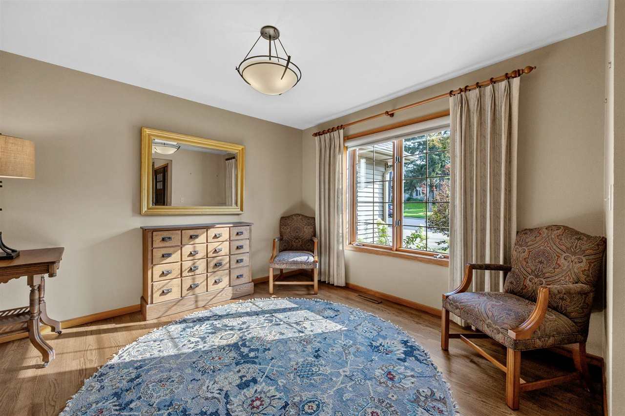 741 Arlington Drive Iowa City IA 52245