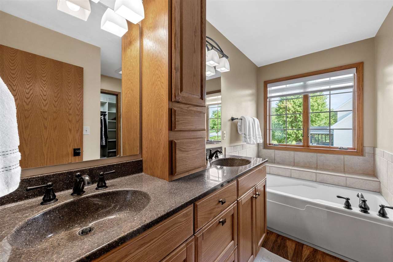 741 Arlington Drive Iowa City IA 52245