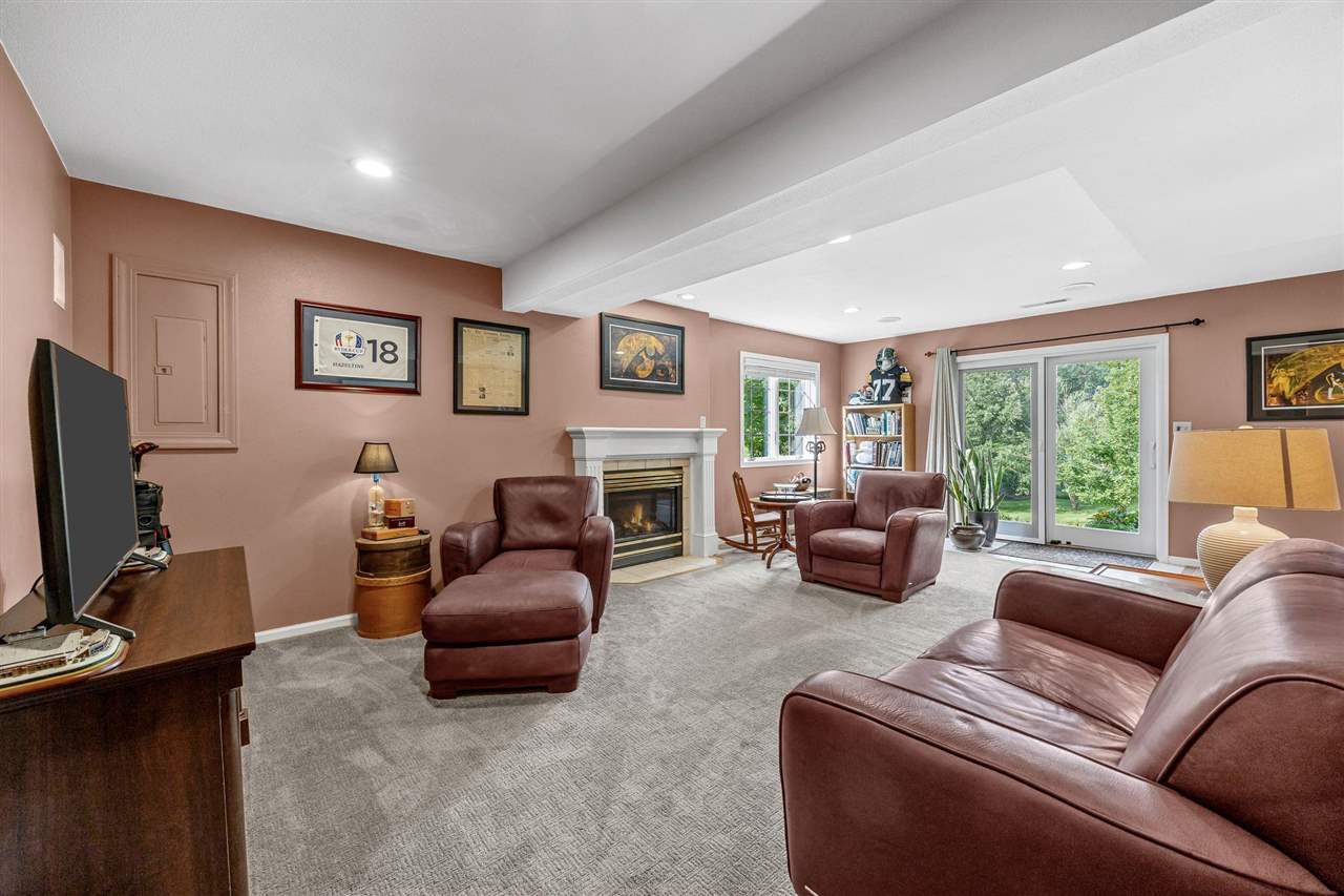 741 Arlington Drive Iowa City IA 52245
