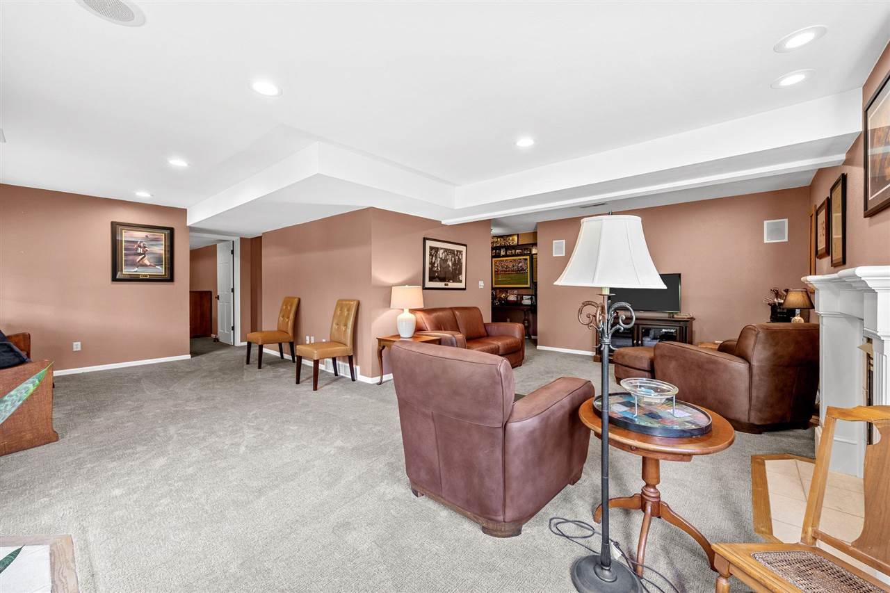 741 Arlington Drive Iowa City IA 52245