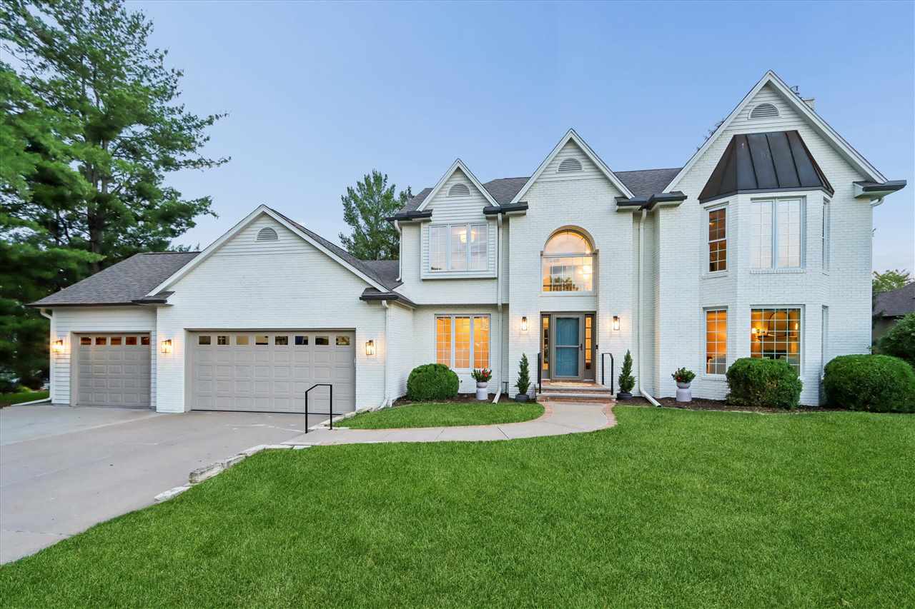 19 Cherry Lane NE Iowa City IA 52240