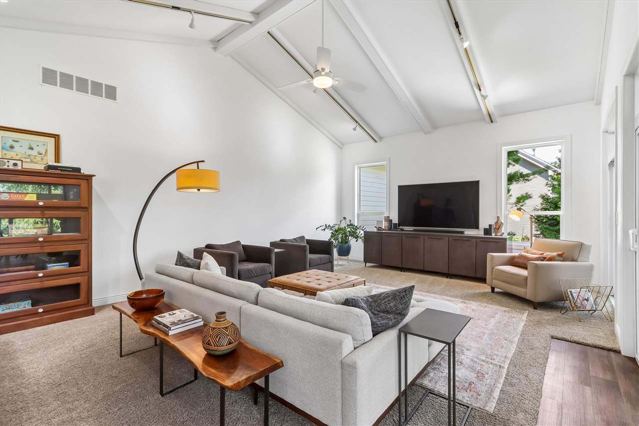 19 Cherry Lane NE Iowa City IA 52240