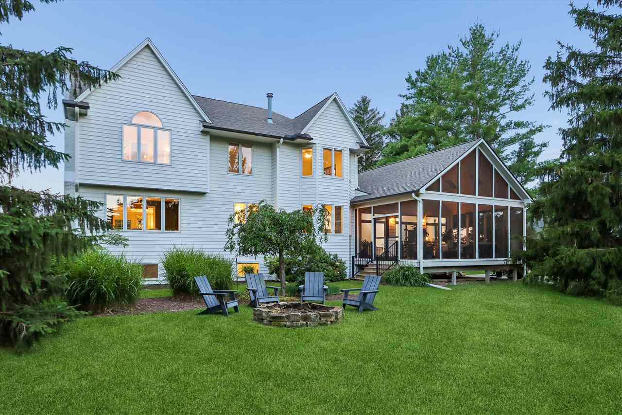 19 Cherry Lane NE Iowa City IA 52240