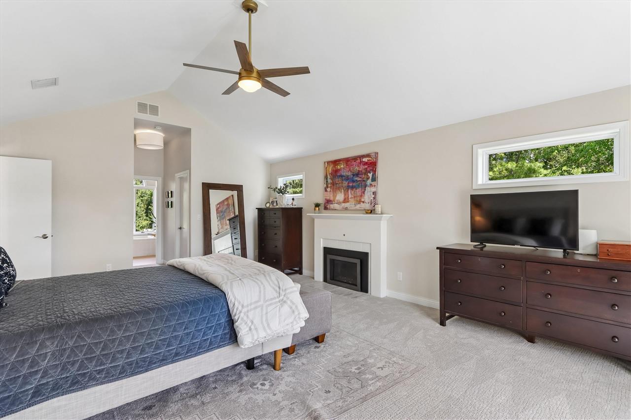 19 Cherry Lane NE Iowa City IA 52240