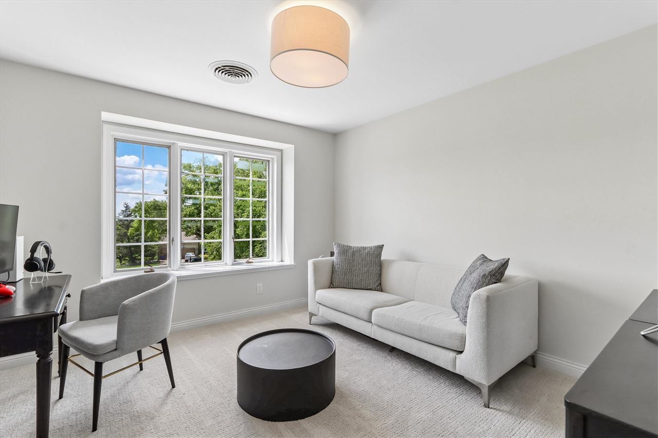 19 Cherry Lane NE Iowa City IA 52240